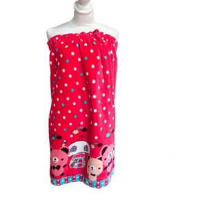 Fleece towel wrap one size fits most pink with white polka dots